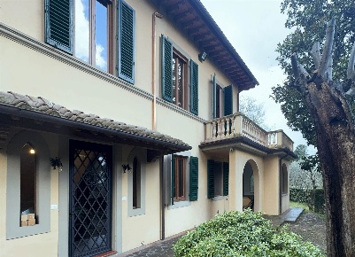 Foto Appartamento a Firenze Michelangelo - Poggio Imperiale di 200 m²