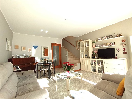 casa indipendente in vendita a Settimo Milanese in zona Seguro