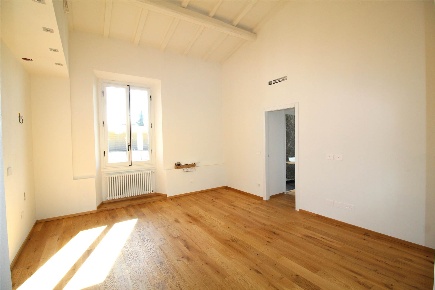 Foto Appartamento a Firenze Campo di Marte di 90 m² con 4 locali in vendita