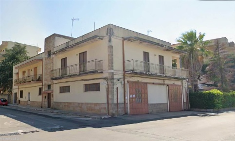 Foto Appartamento in VIA GALVANI 2, Mesagne di 126 m² con 6 locali