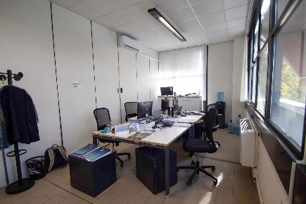 Foto Ufficio a Monteriggioni Belverde di 100 m² con 4 locali in affitto