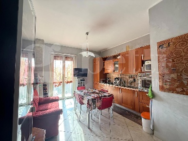 Foto Appartamento in Perotti, Grugliasco Centro di 73 m² con 3 locali