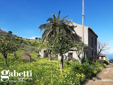 Foto Terreno agricolo in Contrada Moreri Soprani snc, Patti di 3800 m²