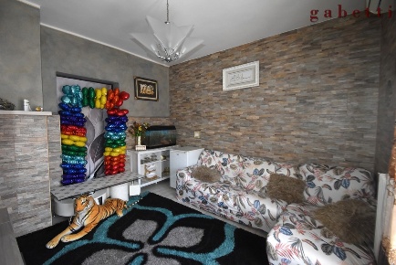 Foto Appartamento in Via Dante 62, Magenta Centro di 84 m² con 3 locali