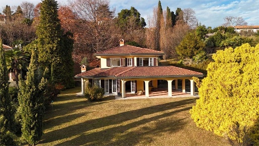 Foto Villa unifamiliare in Campagnetta  10, Castelveccana Castello