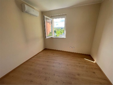 Foto Appartamento a Sarzana di 86 m² con 4 locali in vendita