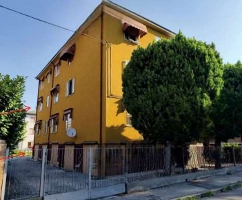 Foto Appartamento in Via walter magri, Ferrara Via Modena di 99 m² all'asta