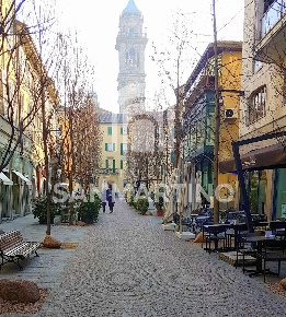 Foto Appartamento in Via Carlo Croce  9, Varese Centro di 80 m² in affitto