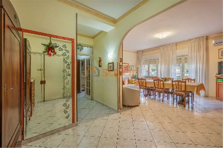 Foto Appartamento in Via Aldo Moro, Perugia Montegrillo di 90 m² in vendita