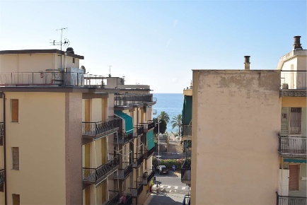 Foto Appartamento in Via Antica Romana 1, Spotorno di 100 m² con 4 locali