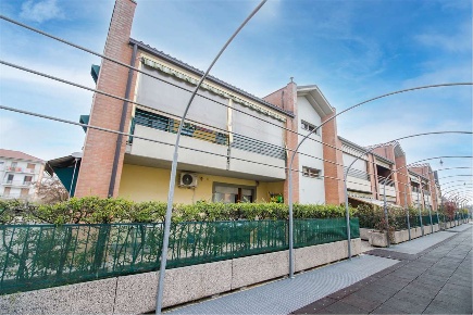 Foto Appartamento in Via Verdi 14, Volpiano di 132 m² con 4 locali