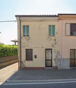 Foto Appartamento in Via Venti Settembre, Ronco all'Adige Centro di 85 m²