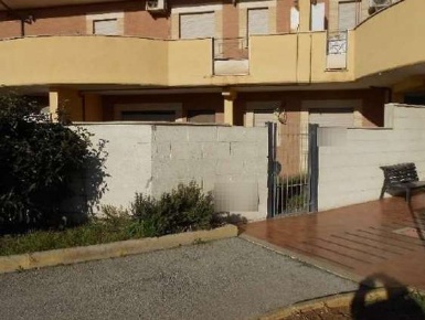 Foto Appartamento in Via Rumenia, Pomezia Torvaianica - Celori Mare