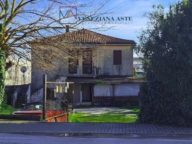 Foto Appartamento in Frazione Marghera Via Colombara, Venezia di 62 m²