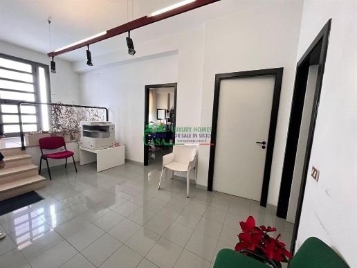 appartamento in vendita a Comiso in zona Centro Storico