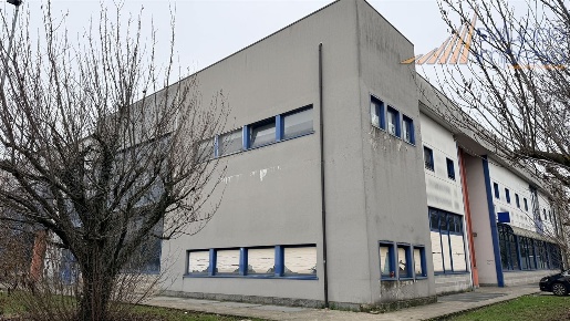 Foto Laboratorio in via Galilei, Pessano con Bornago Centro di 370 m²