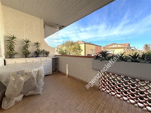 appartamento in vendita a Massa in zona Marina di Massa