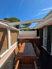 Foto Villa a schiera in via palestro 100, Pietrasanta di 50 m² con 4 locali