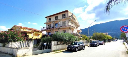 Foto Appartamento in Contrada Marinella, Pizzo Centro di 80 m² con 3 locali