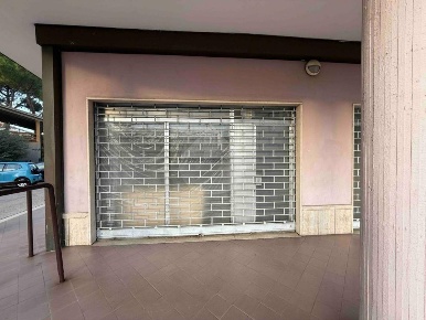 Foto Ufficio in via Lenin, Bastia Umbra di 40 m² in vendita