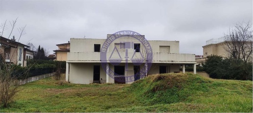 Foto Villa unifamiliare in Via Ruggero da Vezzano 2, Reggio nell'Emilia