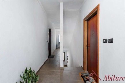 Foto Appartamento a Alba di 91 m² con 4 locali in vendita