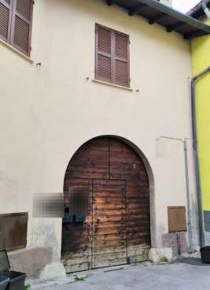 Foto Appartamento in Vicolo Piatti, Viggiù Centro di 124 m² con 6 locali