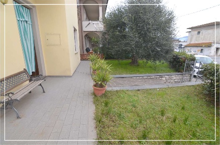 Foto Villa unifamiliare in via cerbaia, Lamporecchio Centro di 300 m²