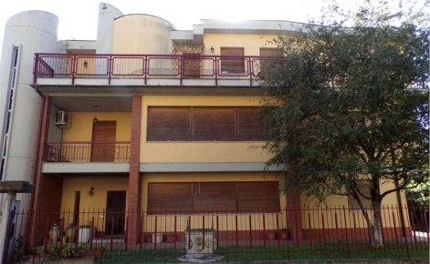 Foto Villa unifamiliare in Via Silvio Corbari, Forlì Parco Urbano - Piscina