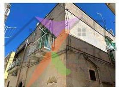 Foto Appartamento in via San Francesco Saverio 35, Molfetta di 52 m²