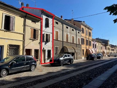 Foto Appartamento in Piazza Cavallotti 52, Gualtieri Centro di 78 m²