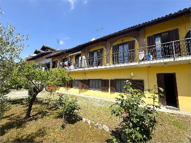 Foto Appartamento in Via Casale  13, Chivasso di 70 m² con 3 locali