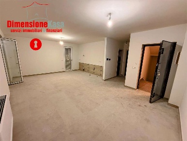 Foto Appartamento in via cimitile 110, Nola Centro di 100 m² con 3 locali