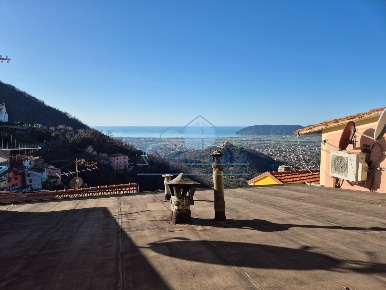 Foto Casa indipendente a Luni Ortonovo di 80 m² con 3 locali in vendita