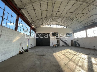 Foto Capannone industriale a Lucca San Marco - Acquacalda di 750 m²