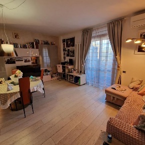 Foto Appartamento a Castelnuovo Berardenga Quercegrossa di 90 m² in vendita