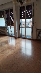 Foto Appartamento a Pisa Stazione Centrale di 130 m² con 5 locali