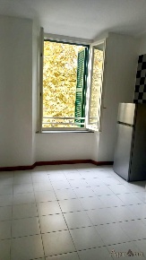 Foto Appartamento a Massa Centro di 80 m² con 3 locali in affitto