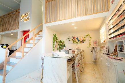 Foto Negozio in Via trieste 19, Milano Washington di 60 m² in vendita