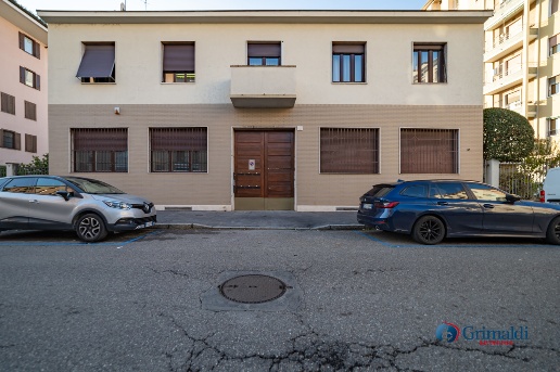 appartamento in vendita a Milano in zona Rembrandt