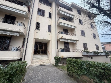 Foto Appartamento in Viale EUROPA 11, Orzinuovi Centro di 110 m² in vendita