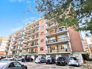Foto Appartamento in Via Treggiari 2, Foggia Villa Comunale di 135 m²