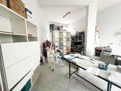 Foto Attività commerciale a Camporotondo Etneo di 60 m² in affitto