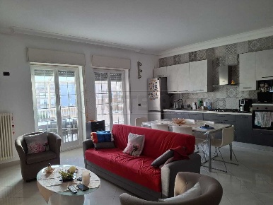 Foto Appartamento in VIA ALCIBIADE, Siracusa Grottasanta - Tunisi di 170 m²