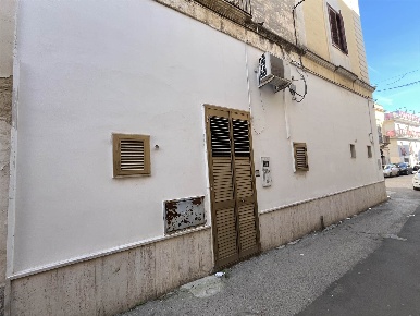 Foto Appartamento in Via Sforza 36, Palagiano di 89 m² con 2 locali