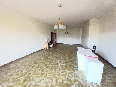 Foto Appartamento in Via Castellammare 201, Nola Piazzola di 226 m²