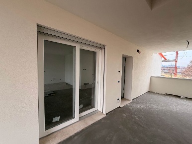 Foto Appartamento a Volta Mantovana di 80 m² con 6 locali in vendita