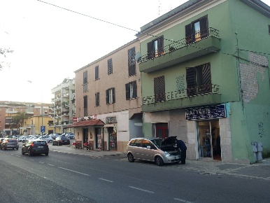 Foto Negozio a Latina Centro Storico di 65 m² con 1 locali in affitto
