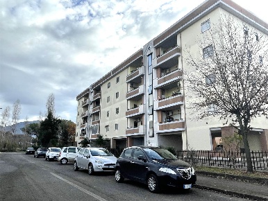 Foto Appartamento a Latina Latina Scalo di 86 m² con 6 locali in vendita