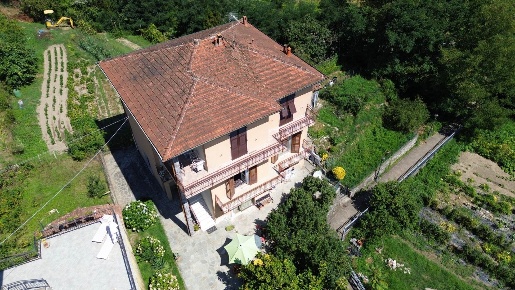 Foto Appartamento a Riccò del Golfo di Spezia di 84 m² con 4 locali